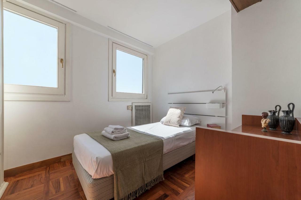 Appartamento The Spanish Steps Grand Penthouse Roma Esterno foto